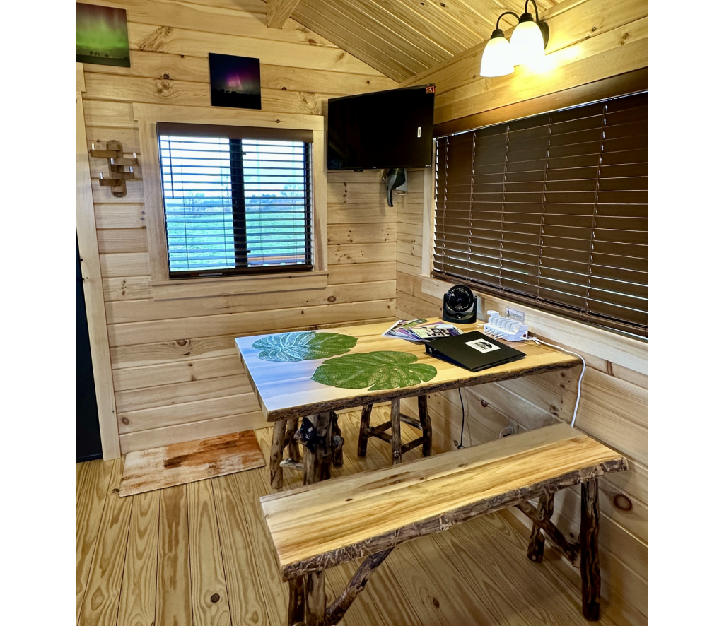 Cabin Dinning 1 1024x886